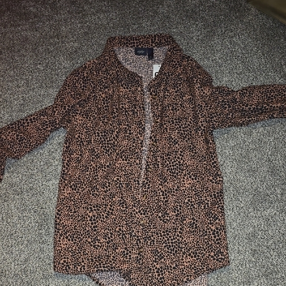 Daytrip Animal Print Button-Up Shirt - Picture 1 of 3
